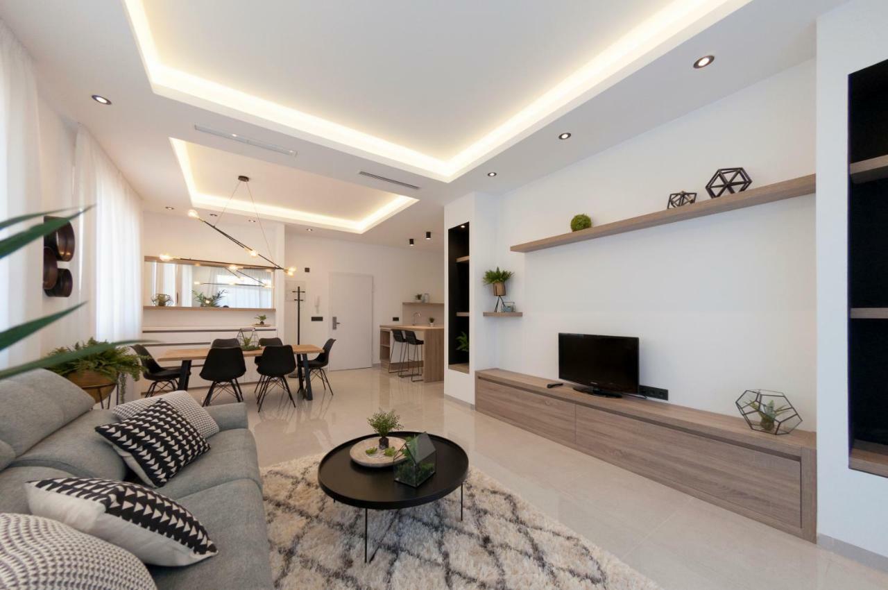 Apartamentos La Laguna II Luxury Apartments 시우다드 케사다 외부 사진