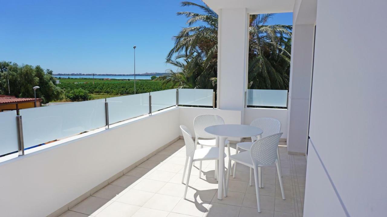 Apartamentos La Laguna II Luxury Apartments 시우다드 케사다 외부 사진