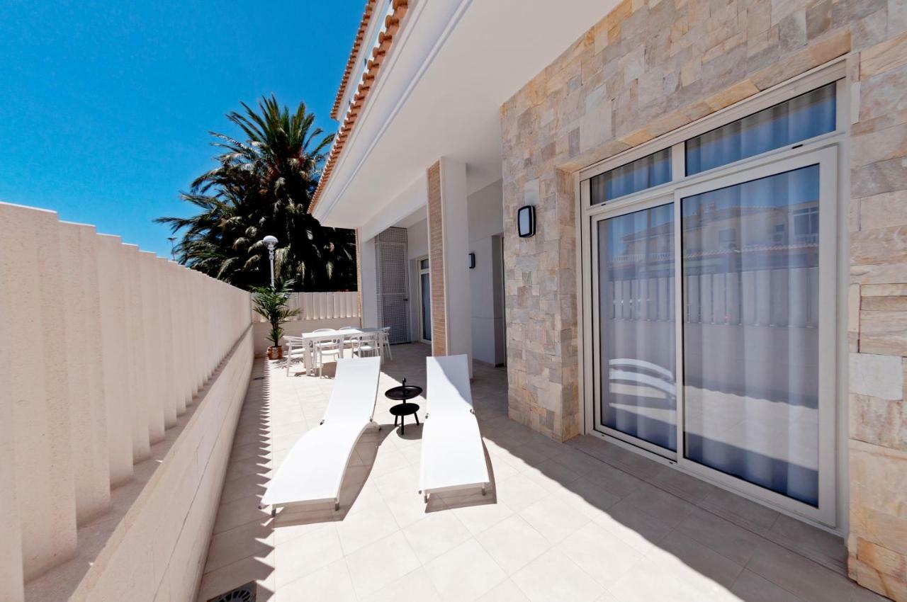 Apartamentos La Laguna II Luxury Apartments 시우다드 케사다 외부 사진