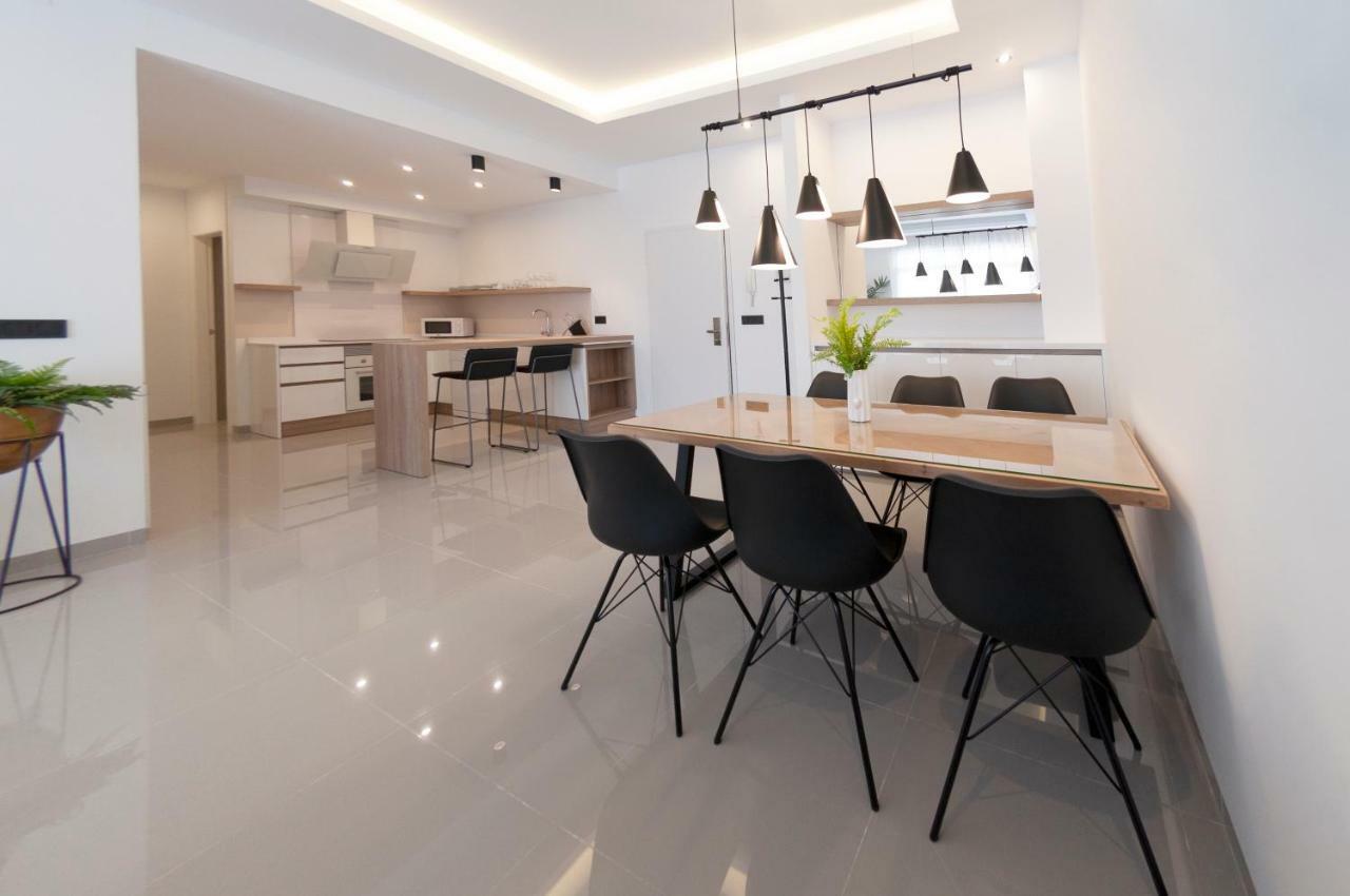 Apartamentos La Laguna II Luxury Apartments 시우다드 케사다 외부 사진